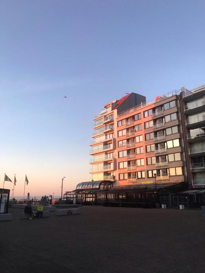 Luxe Studio/Suite Met Zeezicht En Volle Zon Кнокке-Хейст Экстерьер фото