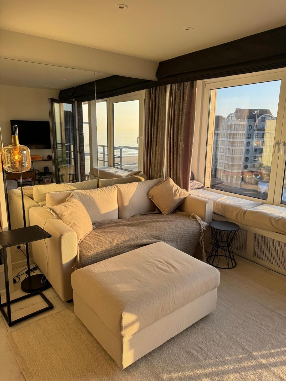 Luxe Studio/Suite Met Zeezicht En Volle Zon Кнокке-Хейст Экстерьер фото